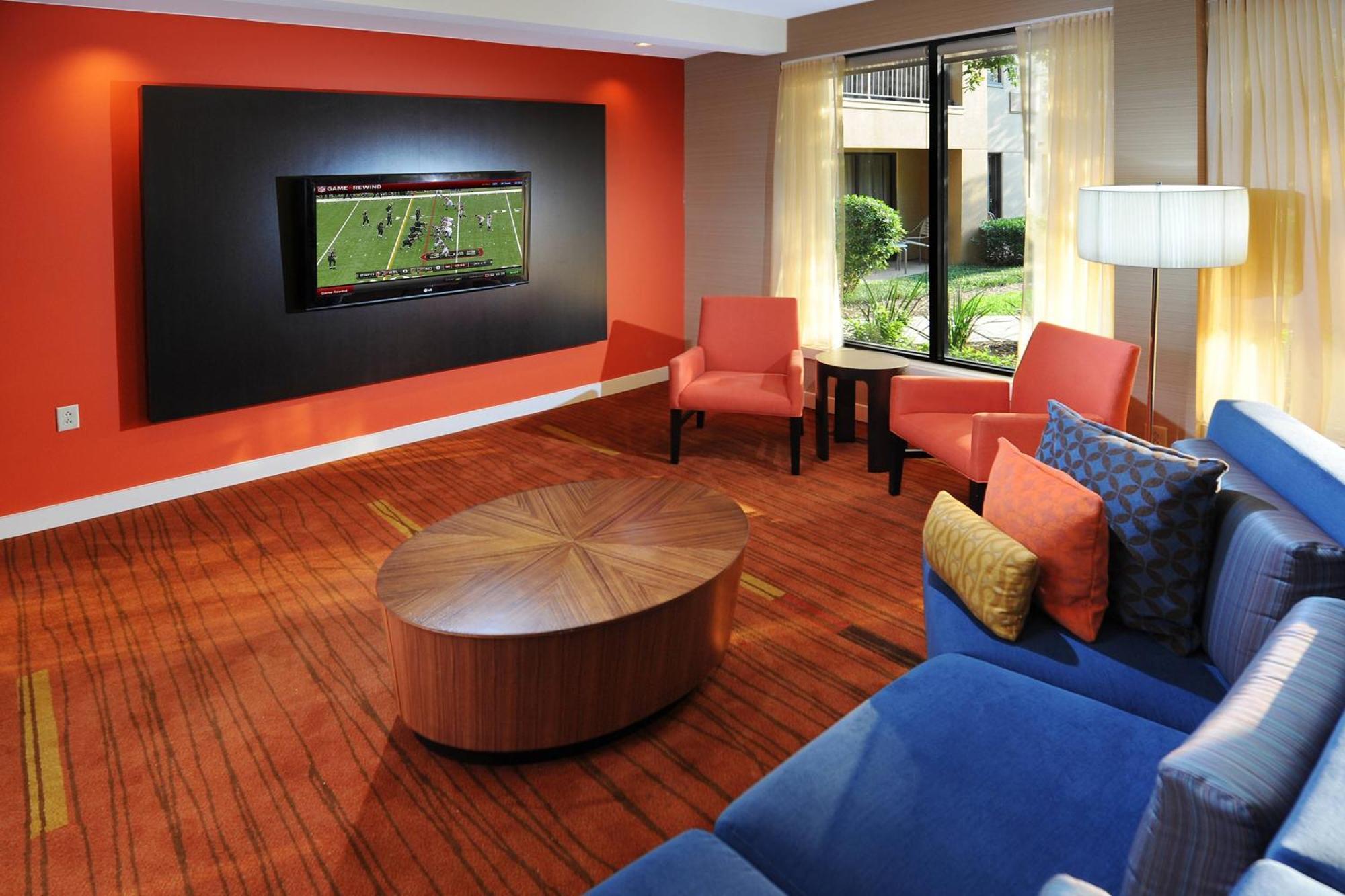 Courtyard By Marriott Houston Hobby Airport Hotel Екстериор снимка