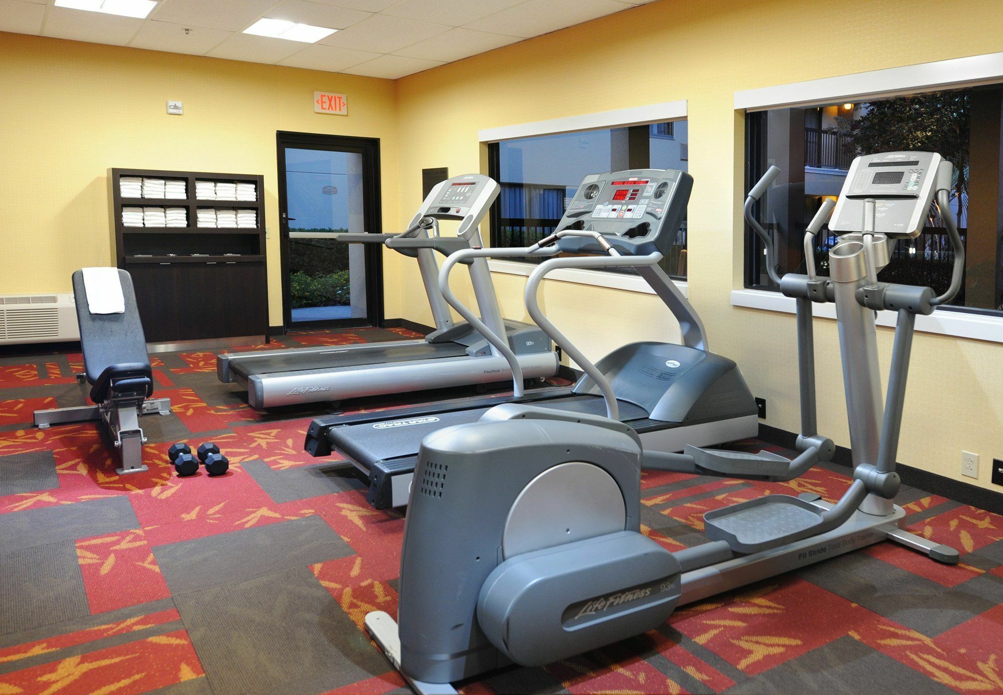 Courtyard By Marriott Houston Hobby Airport Hotel Екстериор снимка