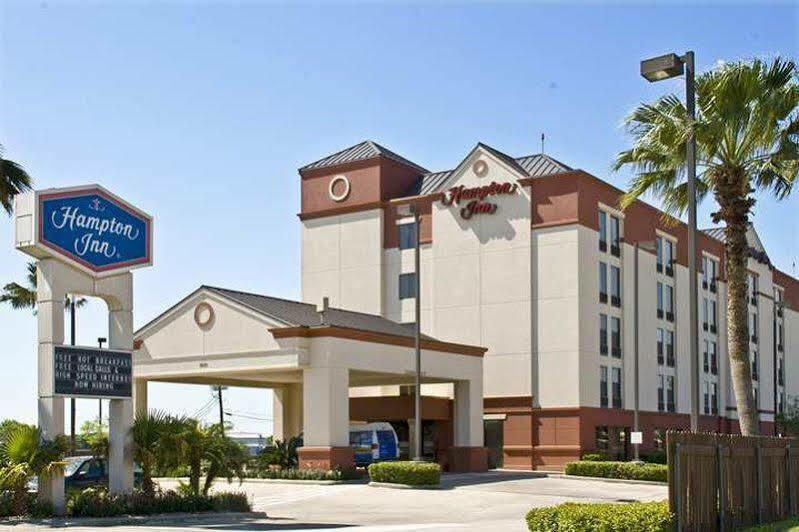 Courtyard By Marriott Houston Hobby Airport Hotel Екстериор снимка